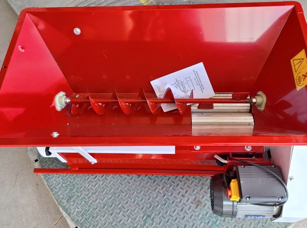 Model 191 - Dezciorchinător cu Zdrobitor și Motor, Vopsit Câmp Electrostatic - 3