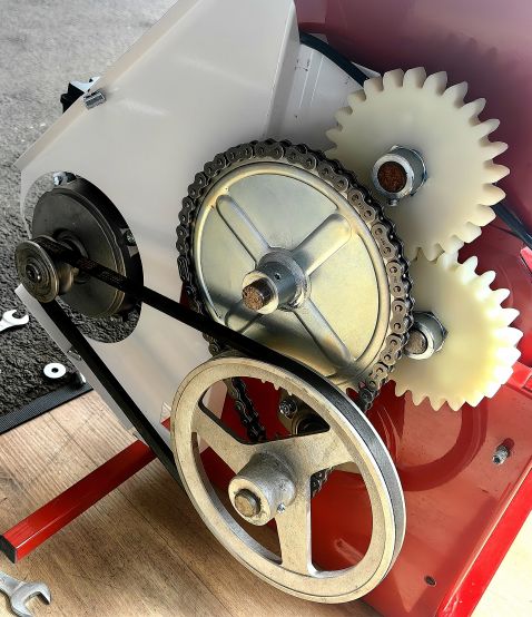 Model 191 - Dezciorchinător cu Zdrobitor și Motor, Vopsit Câmp Electrostatic - 6